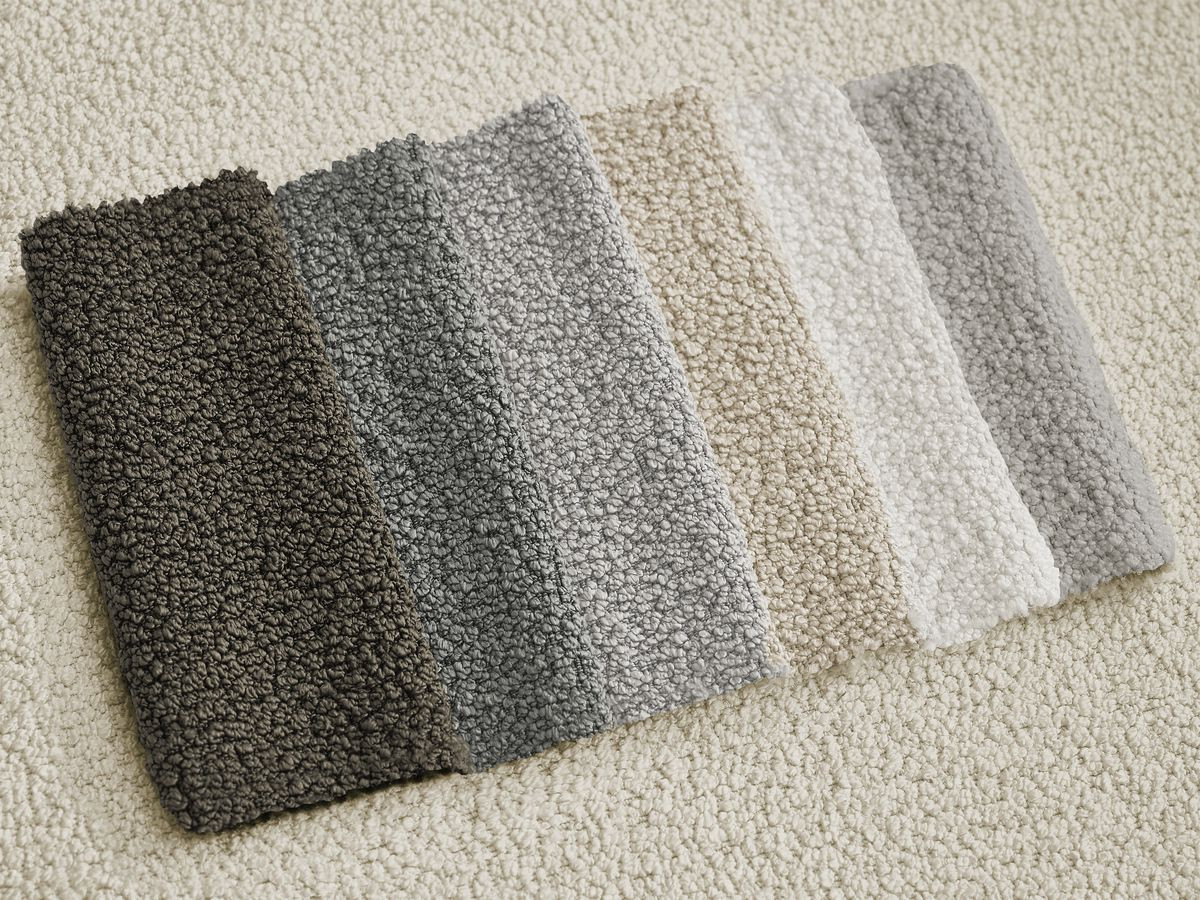 Canapé droit 2 places ERNEST bouclette avec pouf beige — vue 4