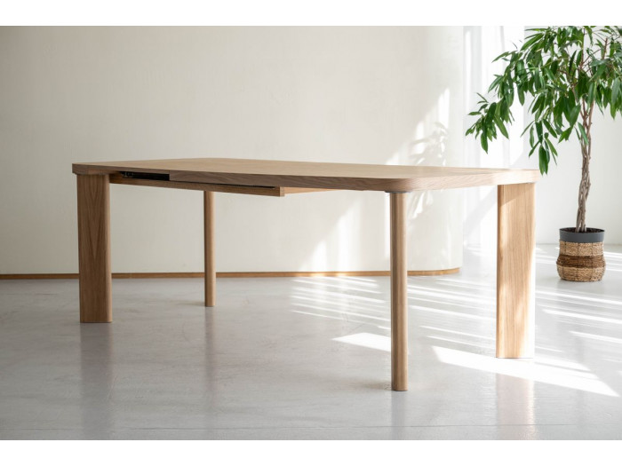 Table à manger extensible 150 à 210 cm LUMINY placage chêne massif
