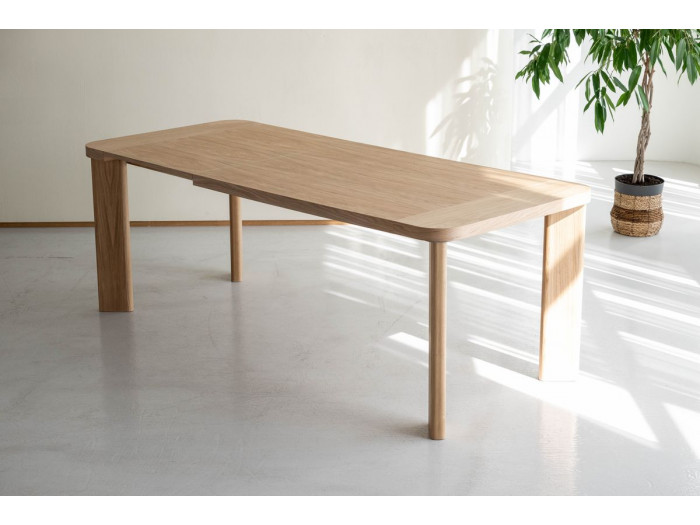 Table à manger extensible 150 à 210 cm LUMINY placage chêne massif