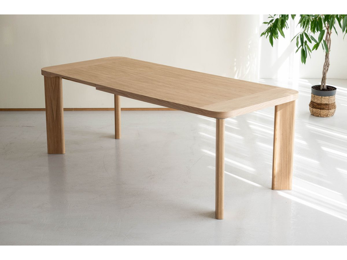 Uitschuifbare eettafel 150 tot 210 cm LUMINY massief eiken fineer