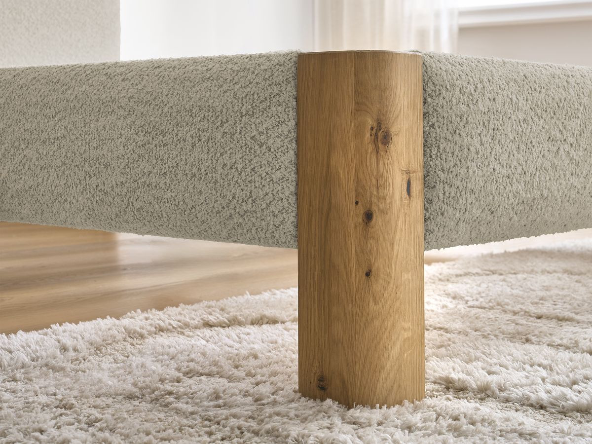 Lit SORALI tissu bouclette avec lattes massives