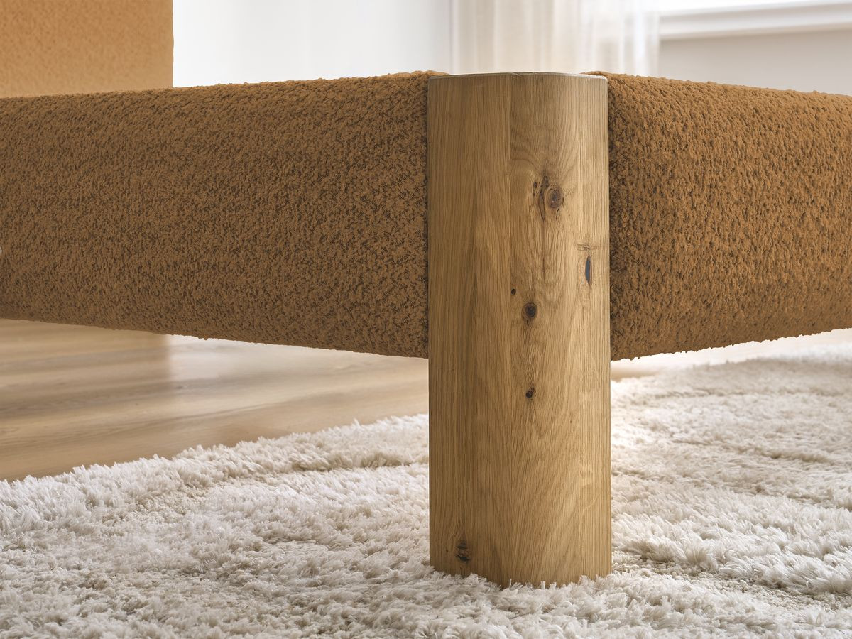 Lit SORALI tissu bouclette avec lattes massives
