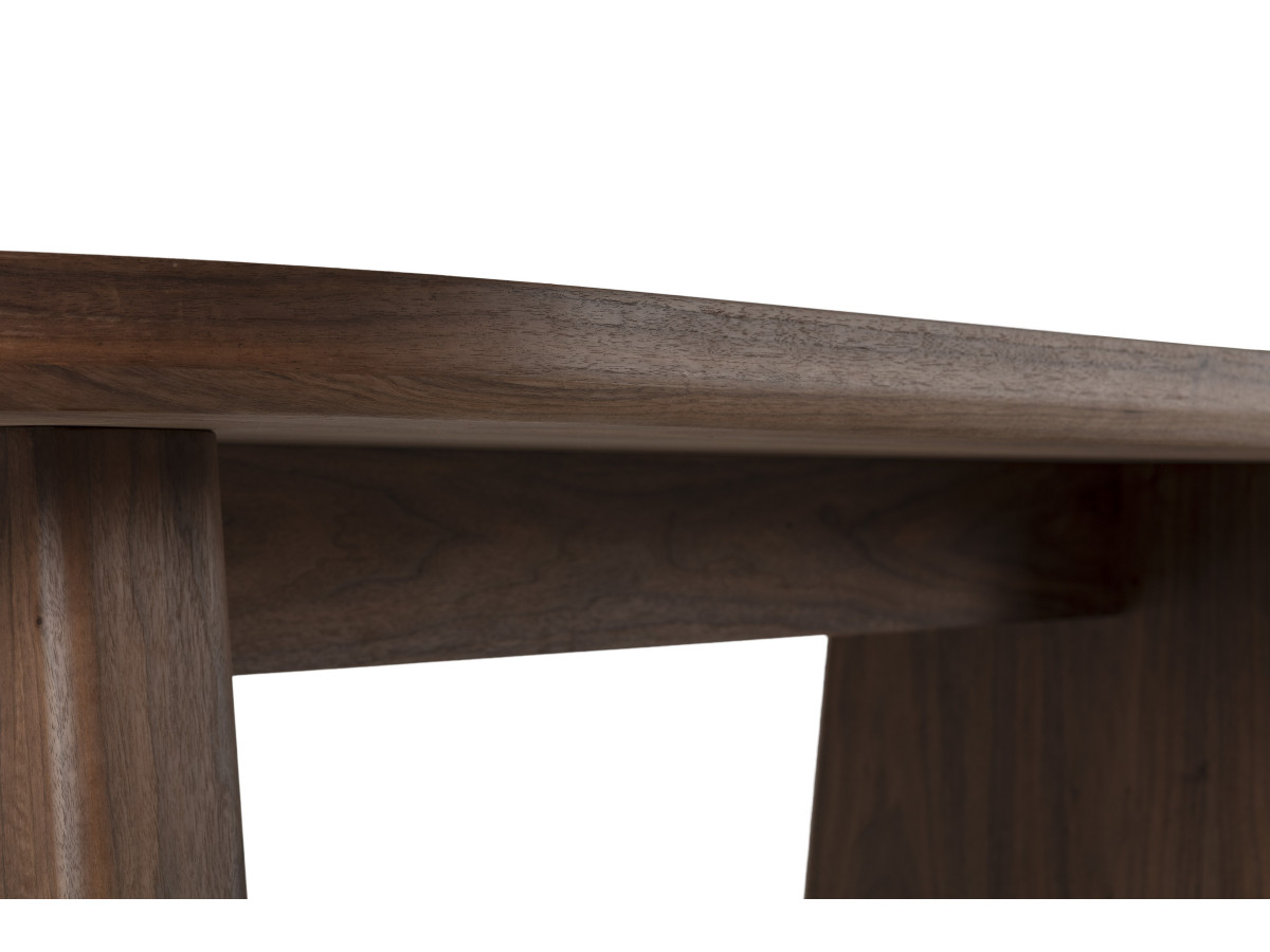 PABLO set met ovale eettafel 220 cm in notenhoutfineer + TANYA stoelen in structuurstof
