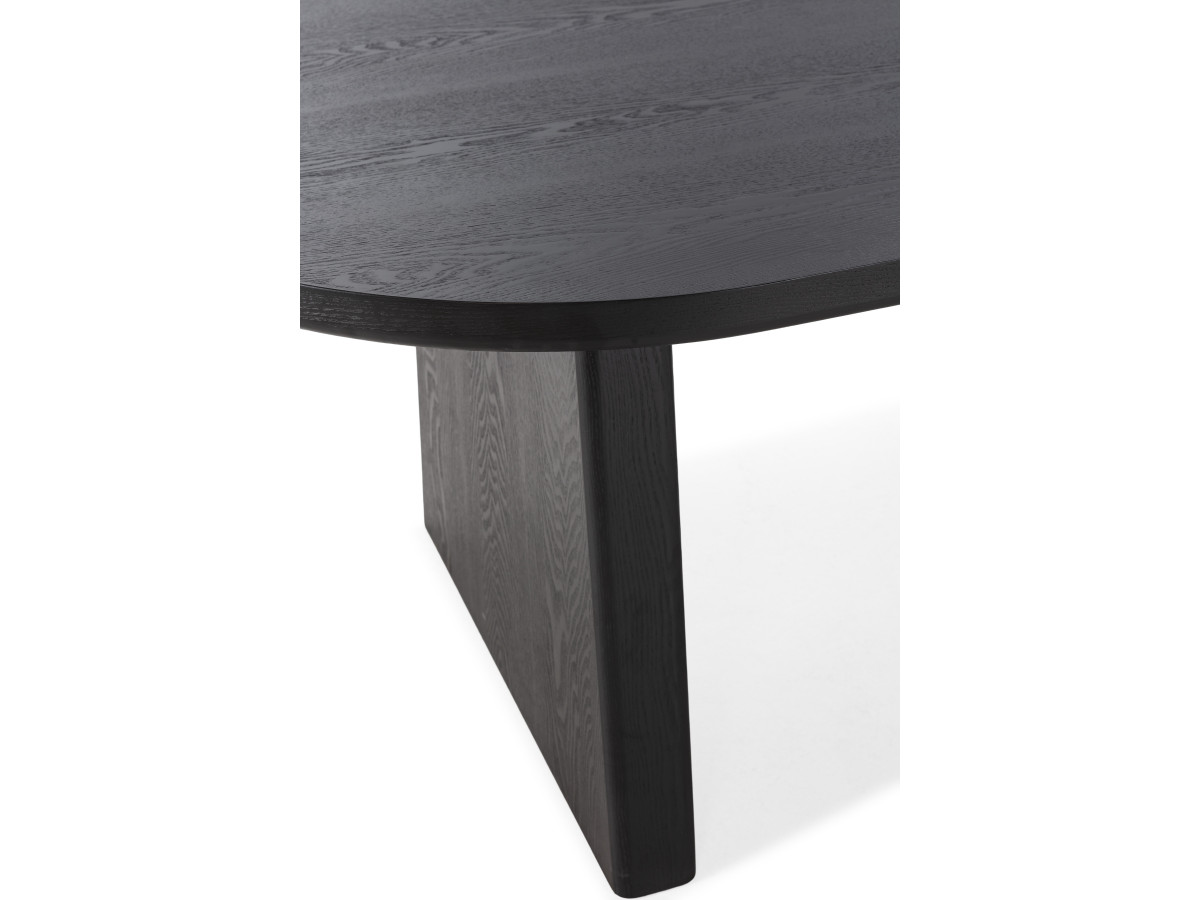 PABLO set met ovale eettafel 220 cm in notenhoutfineer + TANYA stoelen in structuurstof