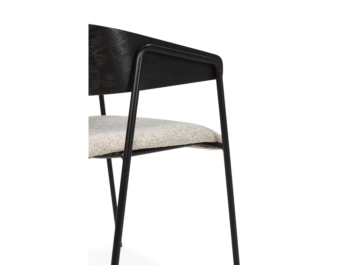 Ensemble GASTON avec table à manger ronde 120 cm placage chêne + chaises SOREN tissu texturé