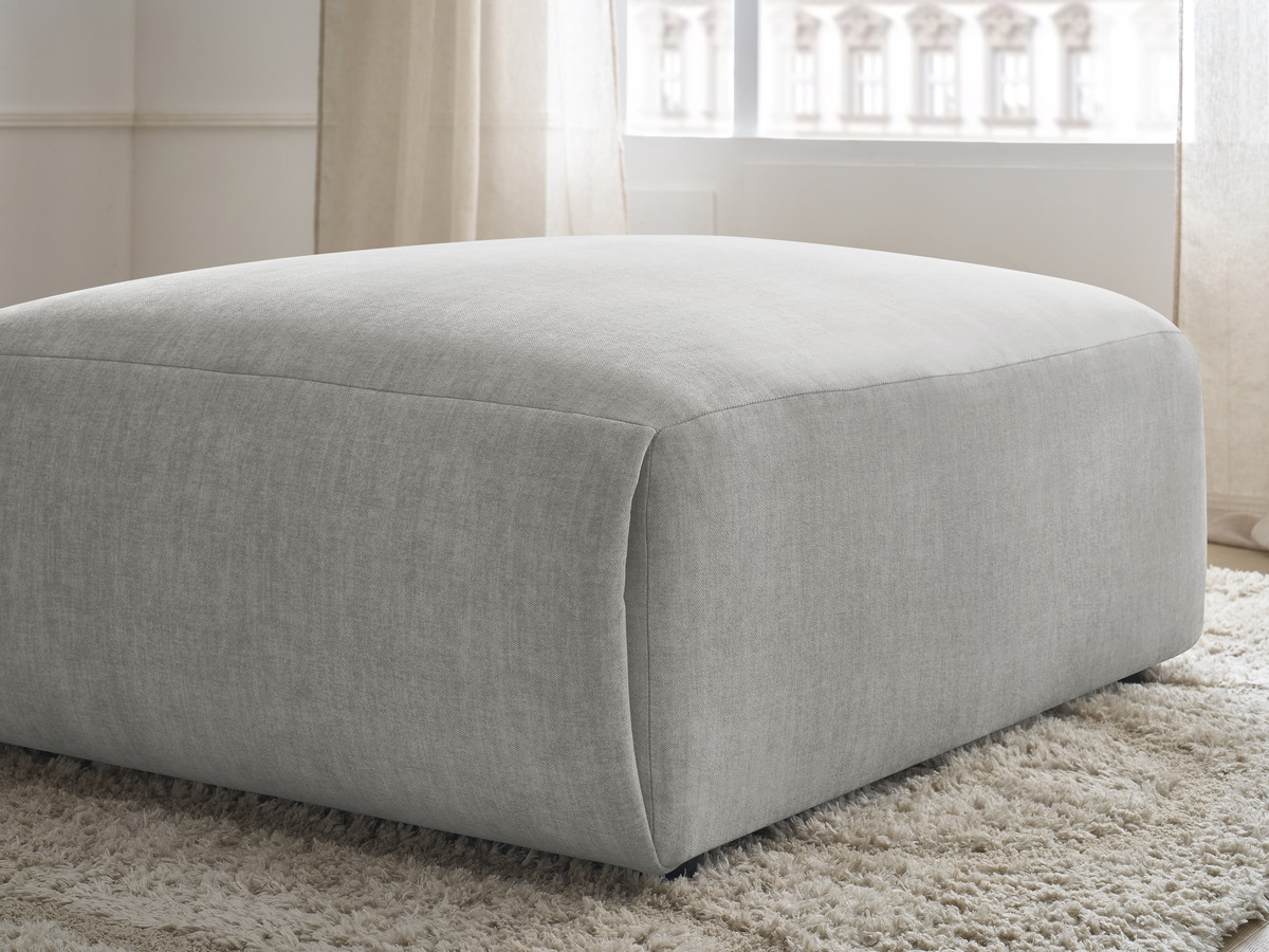 JANA grote poef in fluwelen stof