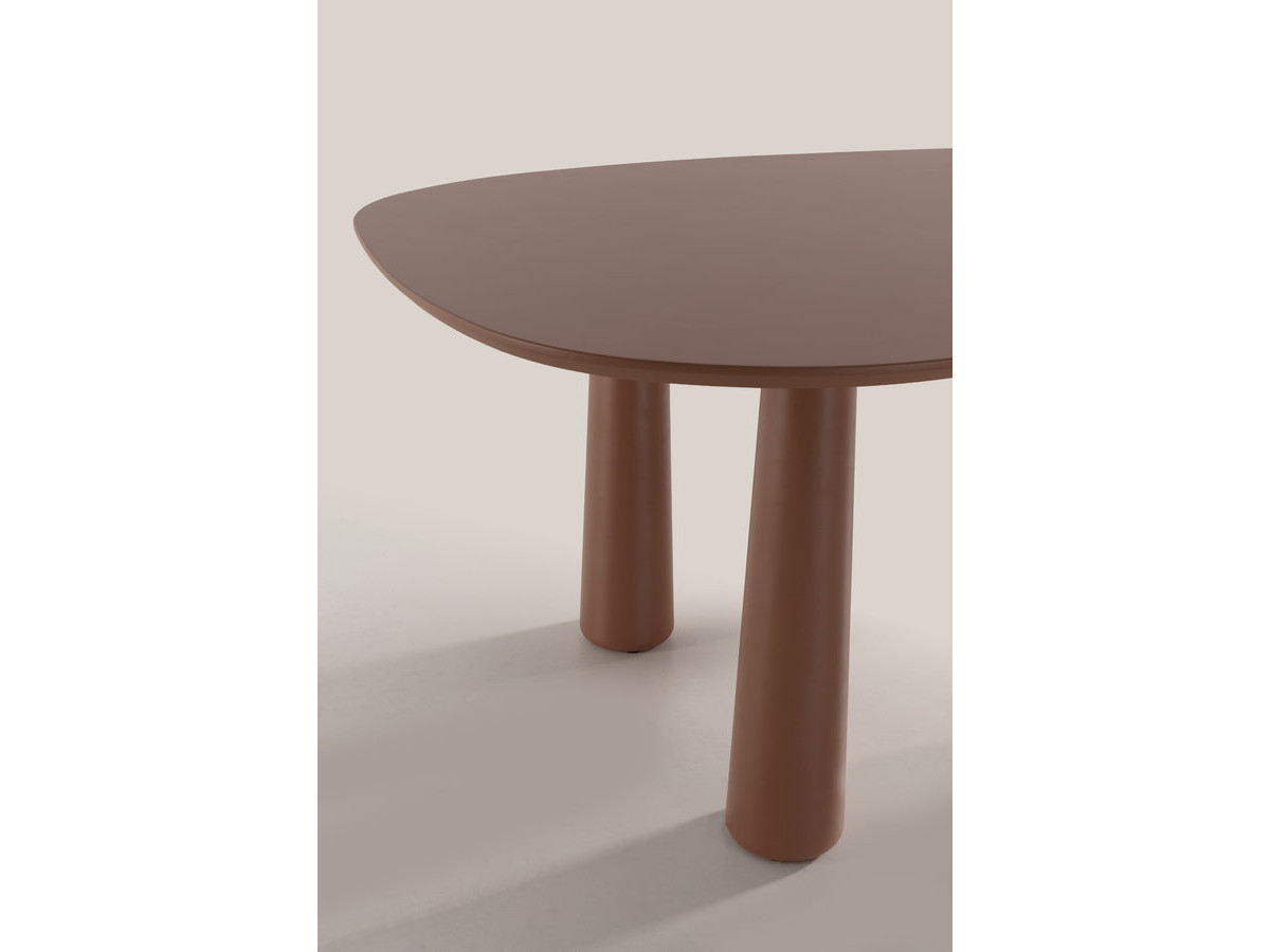 Eetkamerset SASHA met ovale bruine eettafel van 220 cm + stoelen van MILA-stof met textuur