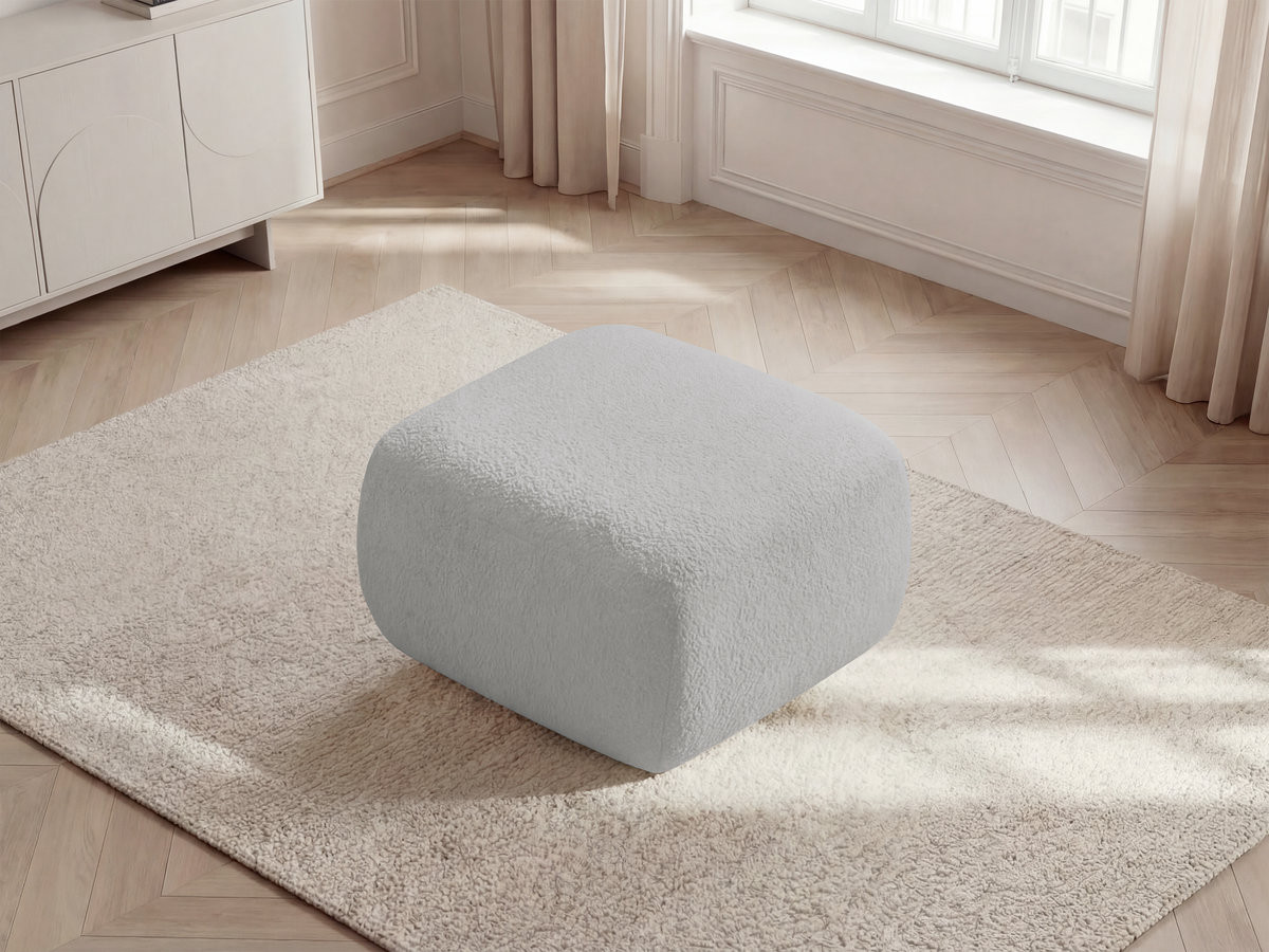 Pouf MONTAIGNE tissu bouclette