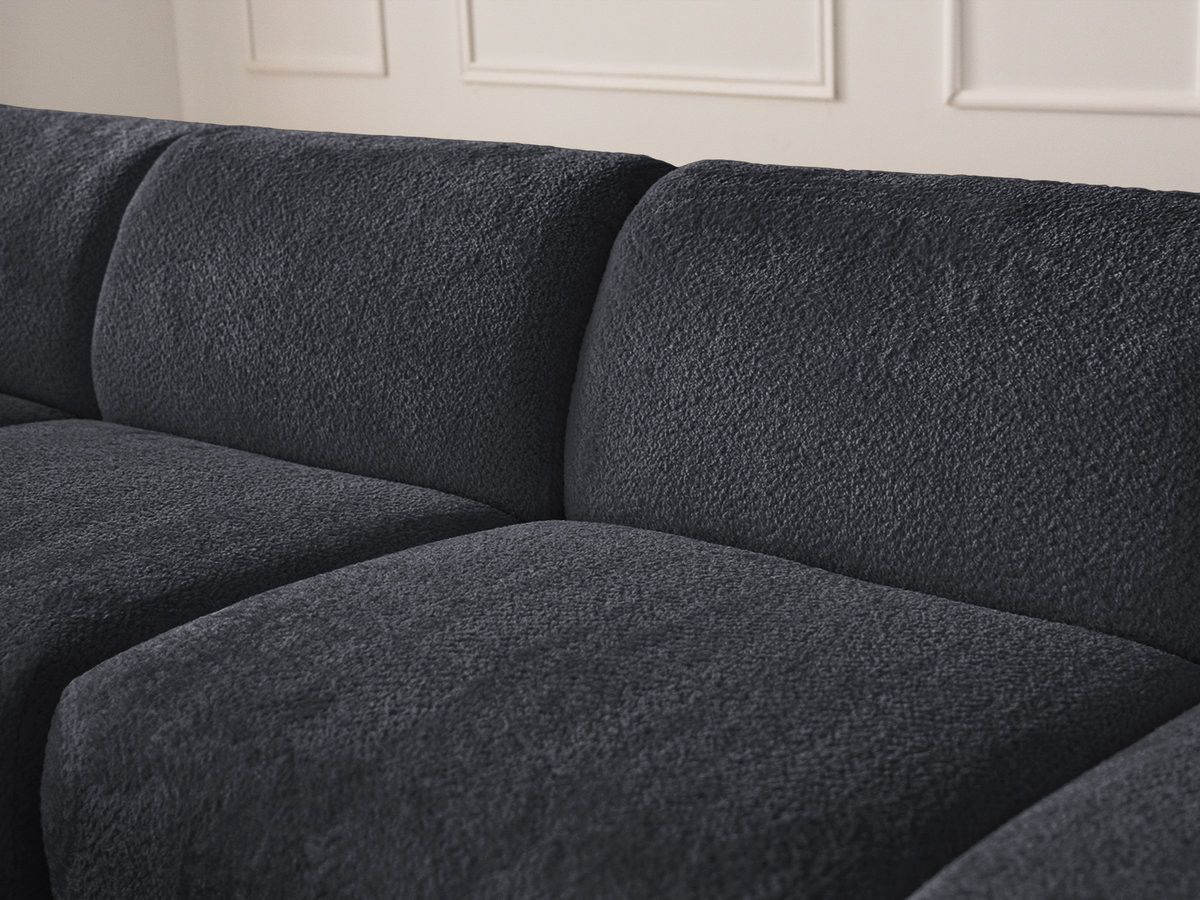 ANDA modulaire hoekbank met vaste zitting, bekleed met chenillestof en inclusief voetenbank.