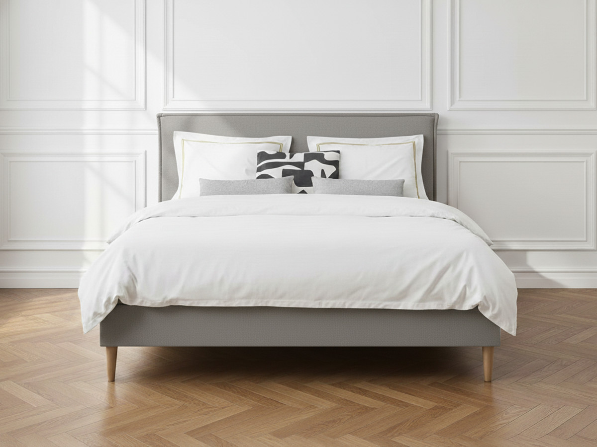 Lit SARY avec lattes massives pieds en bois naturel