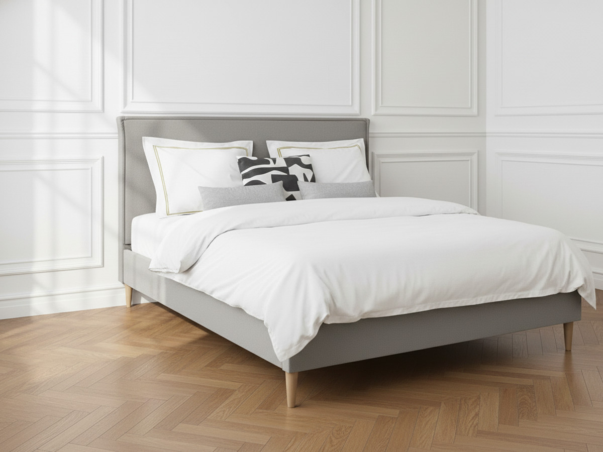 Lit SARY avec lattes massives pieds en bois naturel