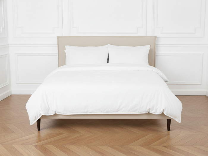 Structure de lit SARY avec lattes massives pieds bois wengé 180 x 200 cm