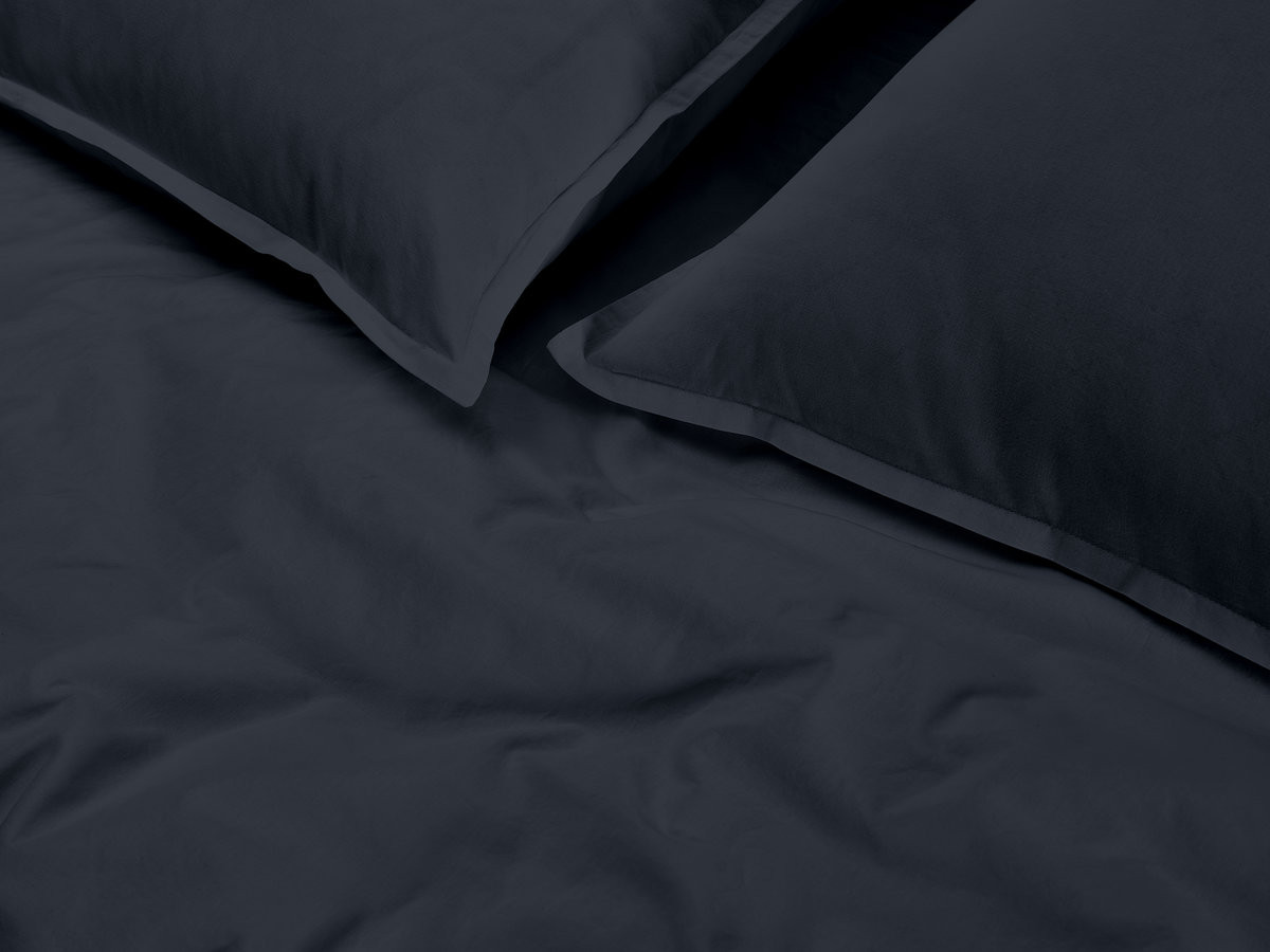 nemesis beddengoedset van gewassen satijn gekleurd roze