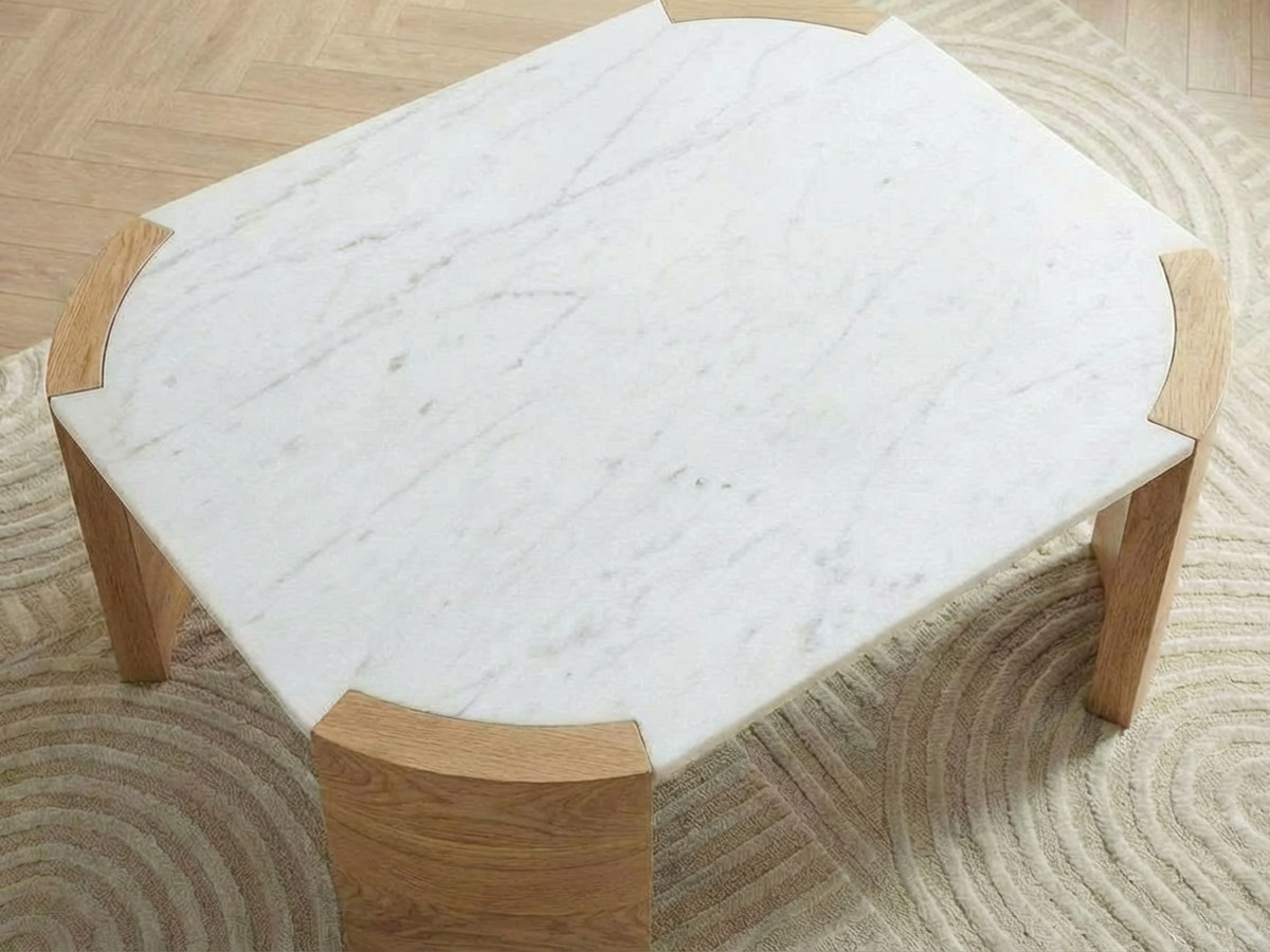 TORVI vierkante salontafel van 85 cm met marmeren blad en massief acaciahouten poten