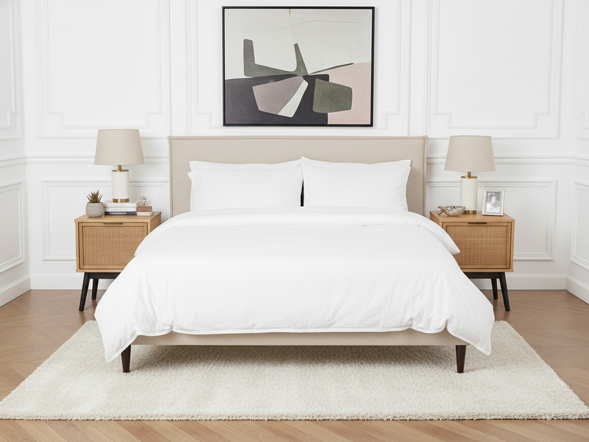 SARY bed met massieve lattenbodem en wengéhouten poten