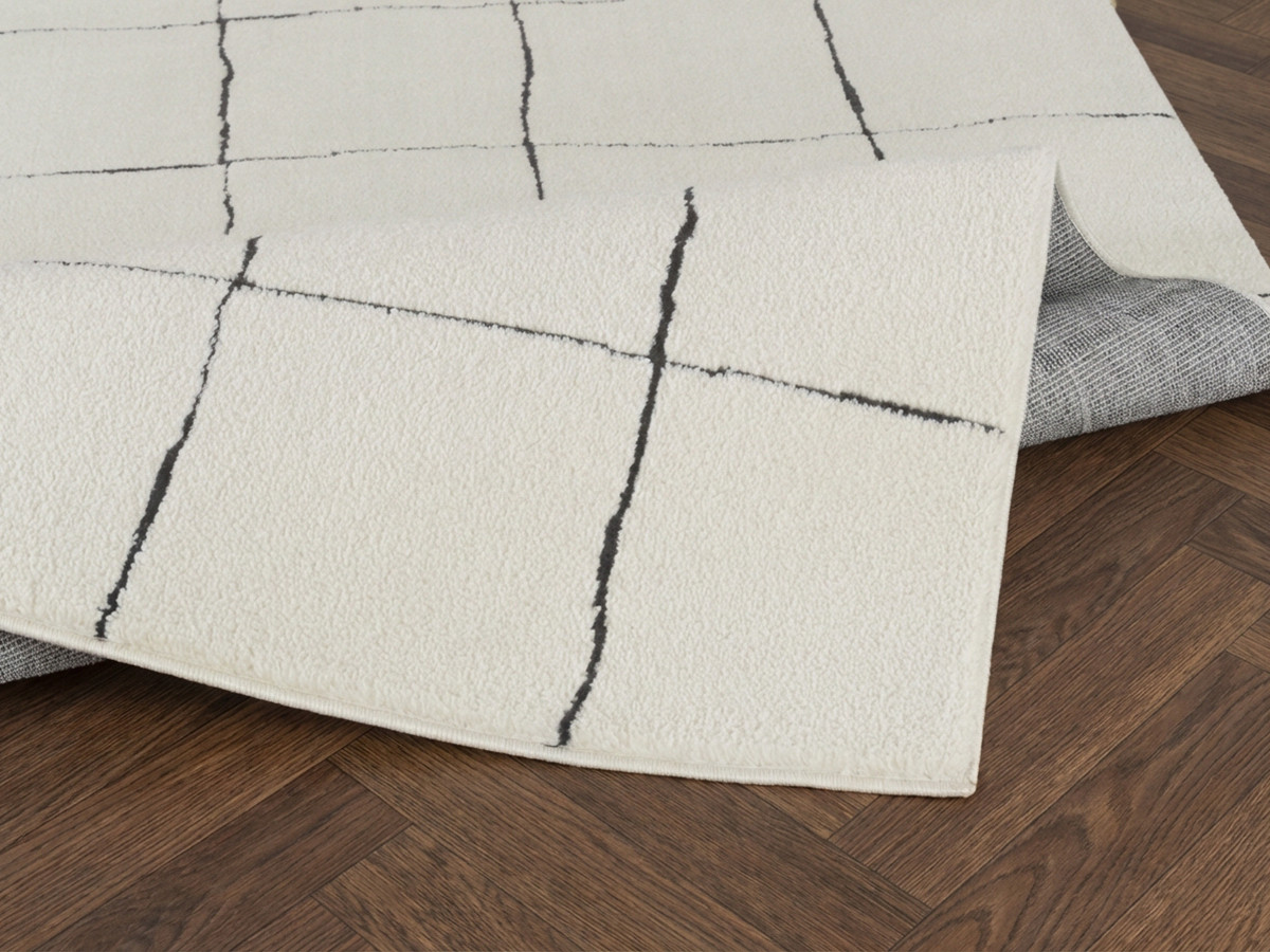 KHEO laagpolig tapijt met grafische patronen