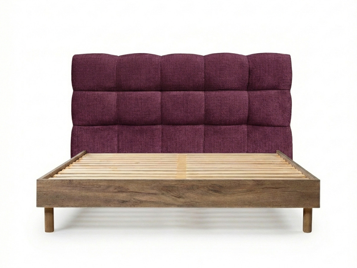 lit kumo tissu texturé lattes massives pieds en bois naturel + bout de lit kumo tissu texturé de couleur rouge