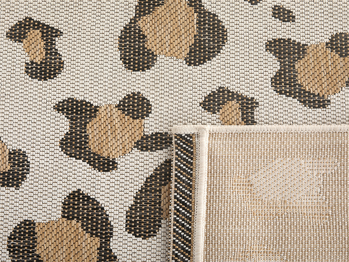 Geweven vloerkleed in de kleur FAUVE met luipaardprint
