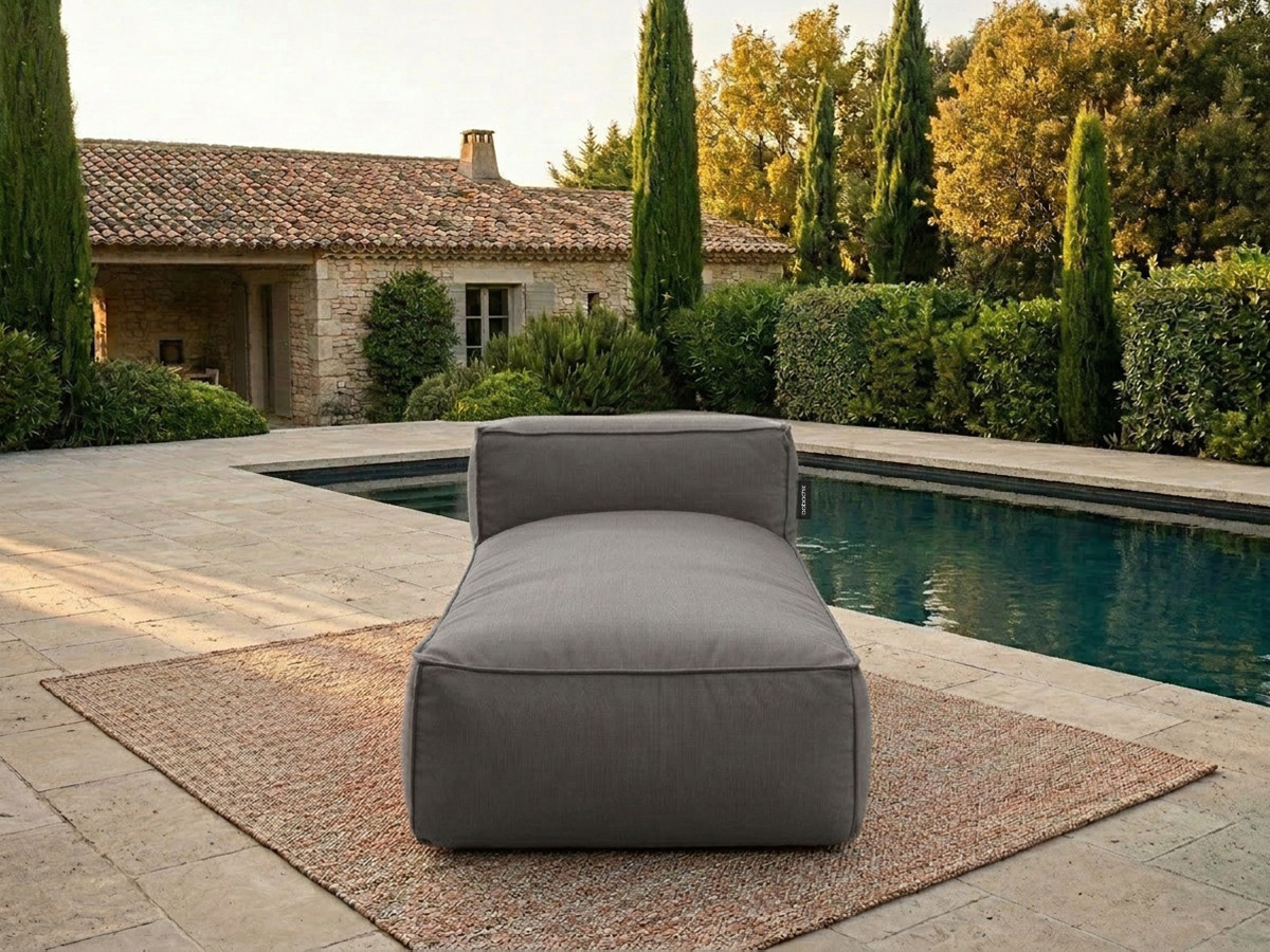 Chaise longue zonder armleuningen voor de modulaire tuinbank GIULIA met beschermhoes