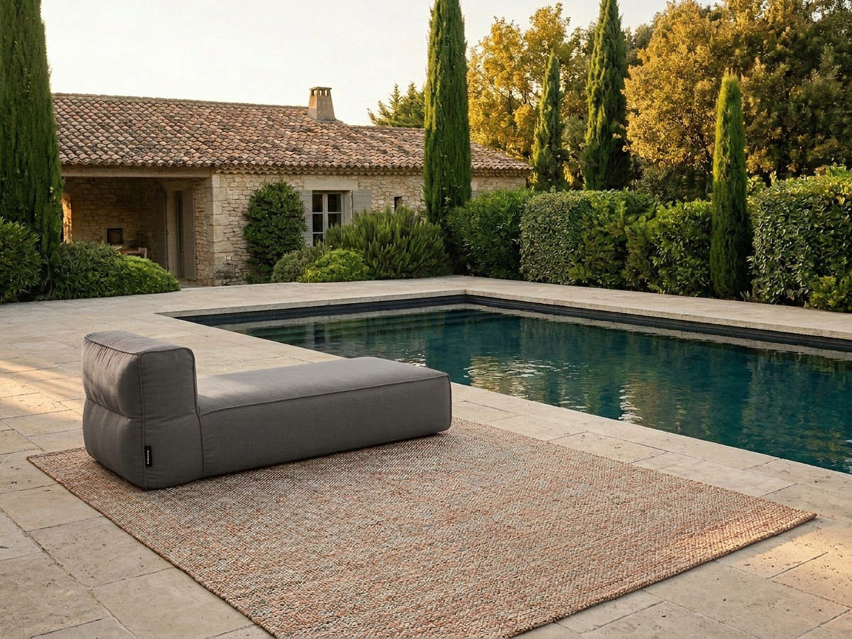 Chaise longue zonder armleuningen voor de modulaire tuinbank GIULIA met beschermhoes