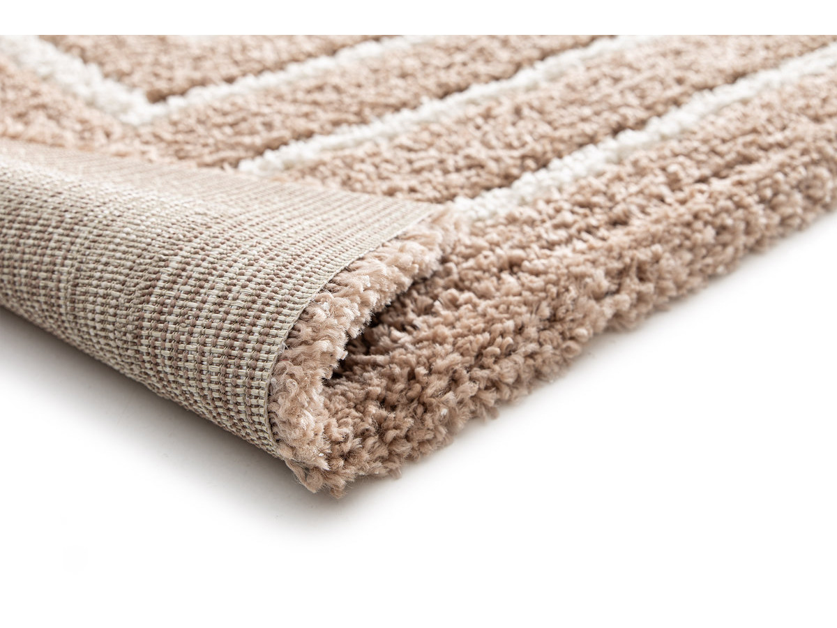 Tapis poils longs LYZZO motif graphique