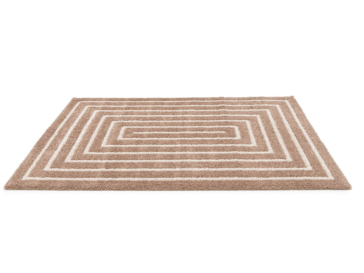 Tapis poils longs LYZZO motif graphique