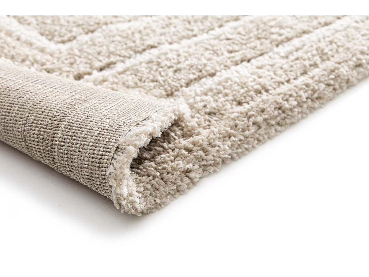 Tapis poils longs LYZZO motif graphique