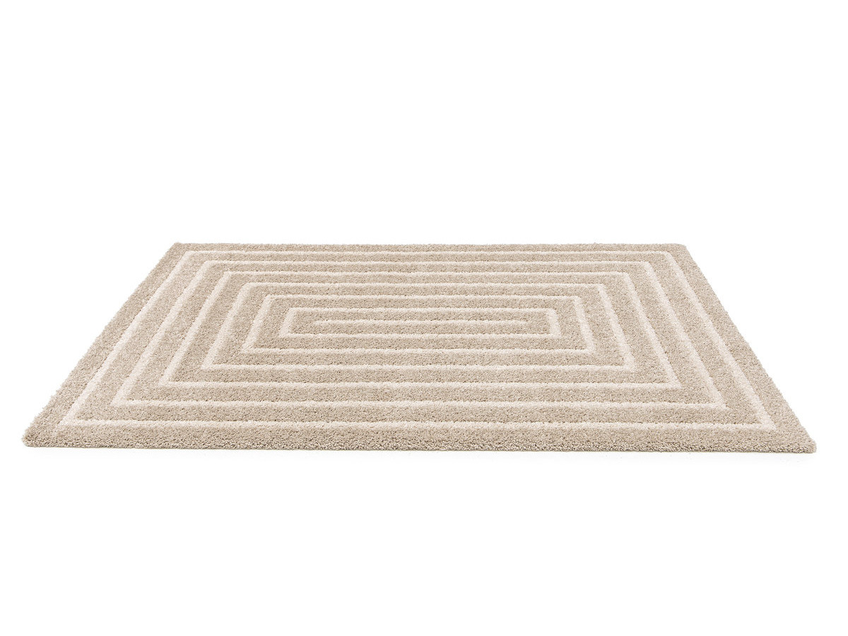 Tapis poils longs LYZZO motif graphique