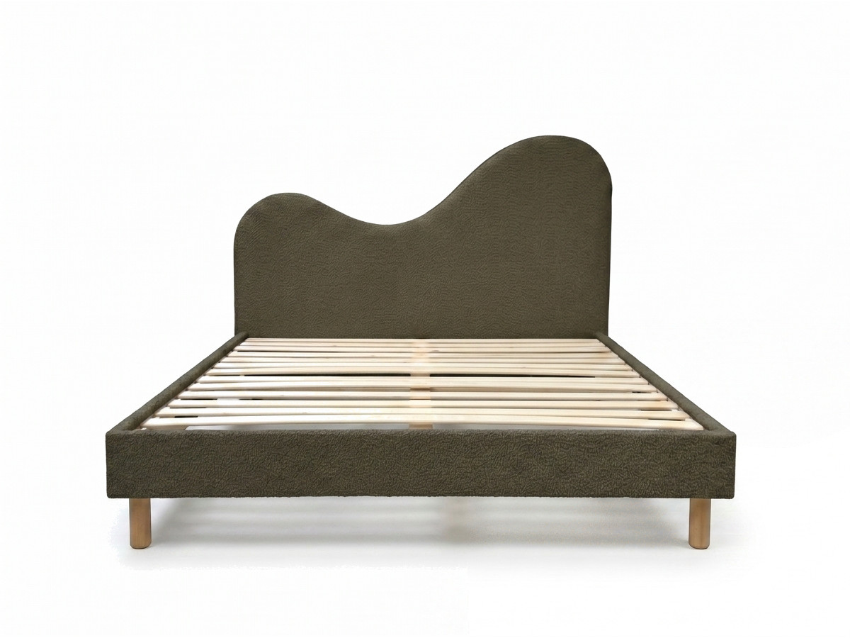 Lit CELINA tissu bouclette avec lattes massives