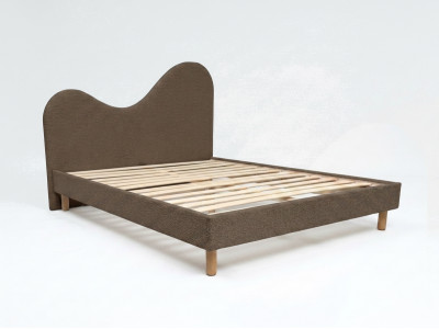 Lit CELINA tissu bouclette avec lattes massives