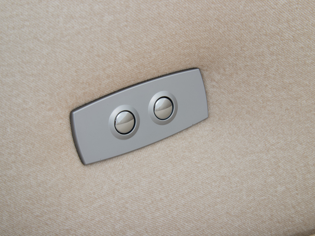 Canapé d'angle convertible avance-recule électrique HALO tissu lisse