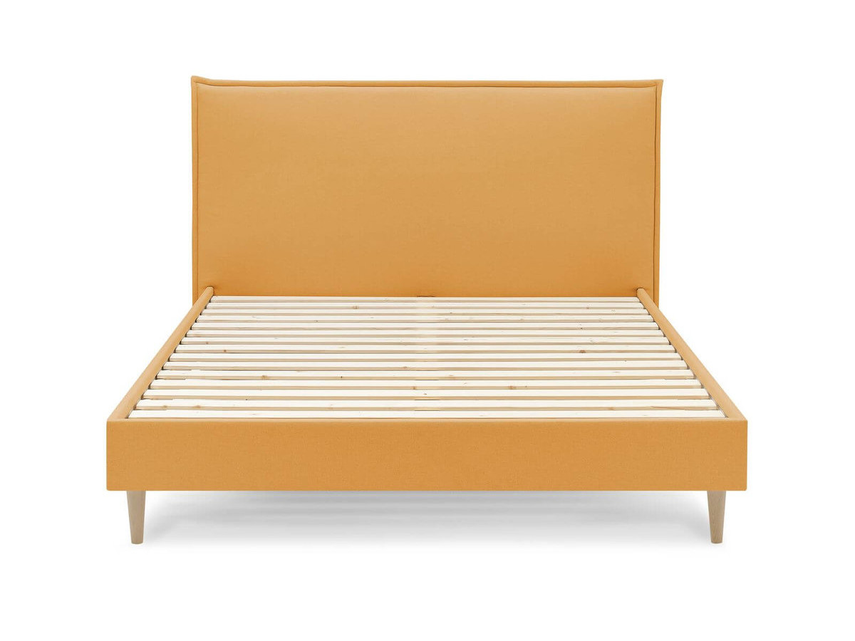 SARY bed met massieve lattenbodem en poten van natuurlijk hout