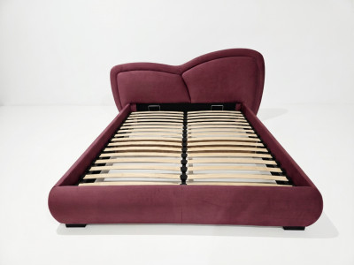 Lit bas DANIELA tissu velours lisse