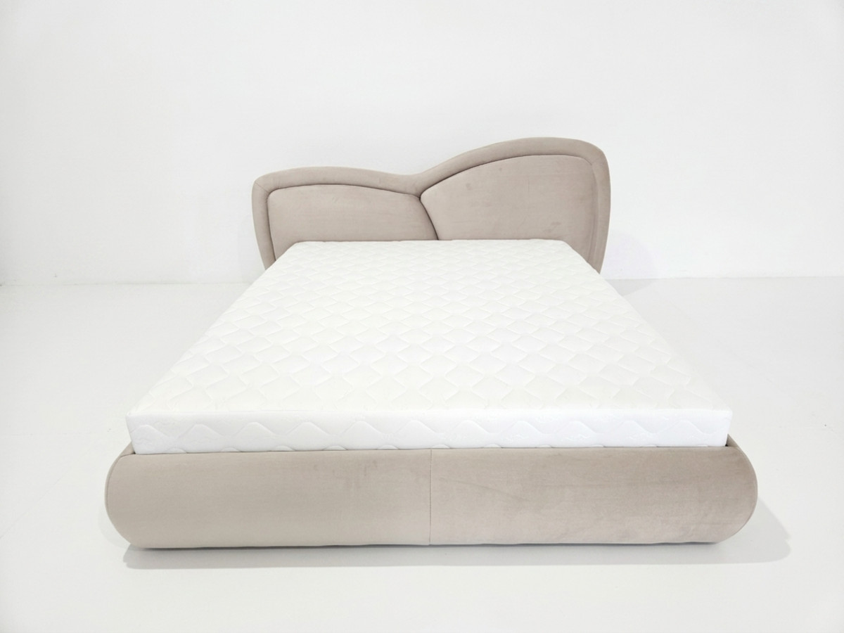 Lit bas DANIELA velours lisse beige — vue 6