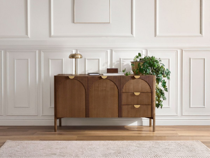 Buffet 2 portes 3 tiroirs 135 cm LOLA motif arrondi et placage frêne massif