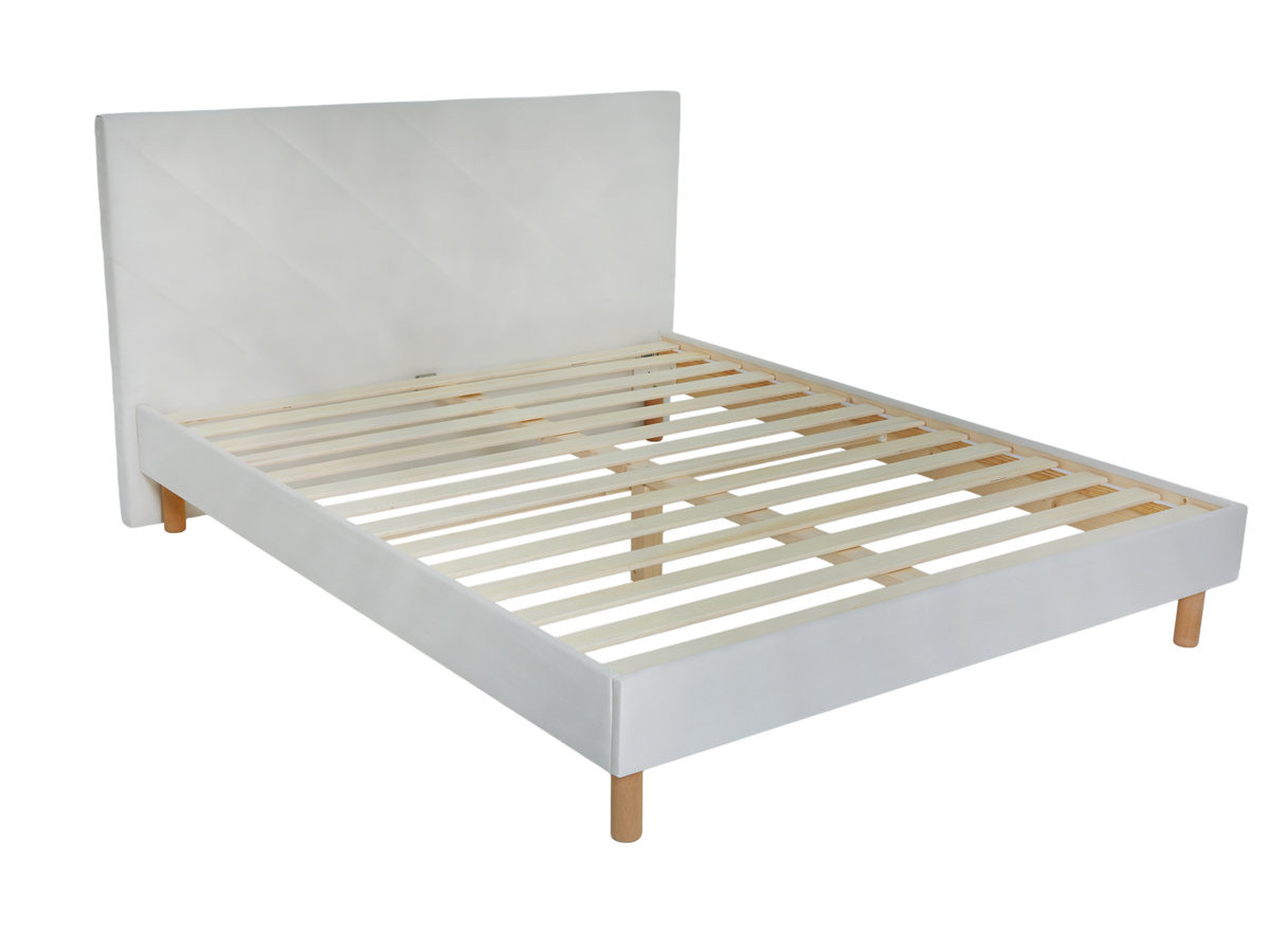 lit helena tissu velours lisse avec lattes massives de couleur beige