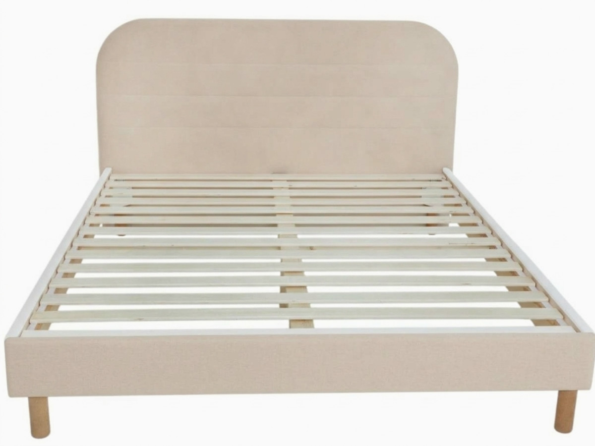 Lit KAYA tissu velours lisse avec lattes massives