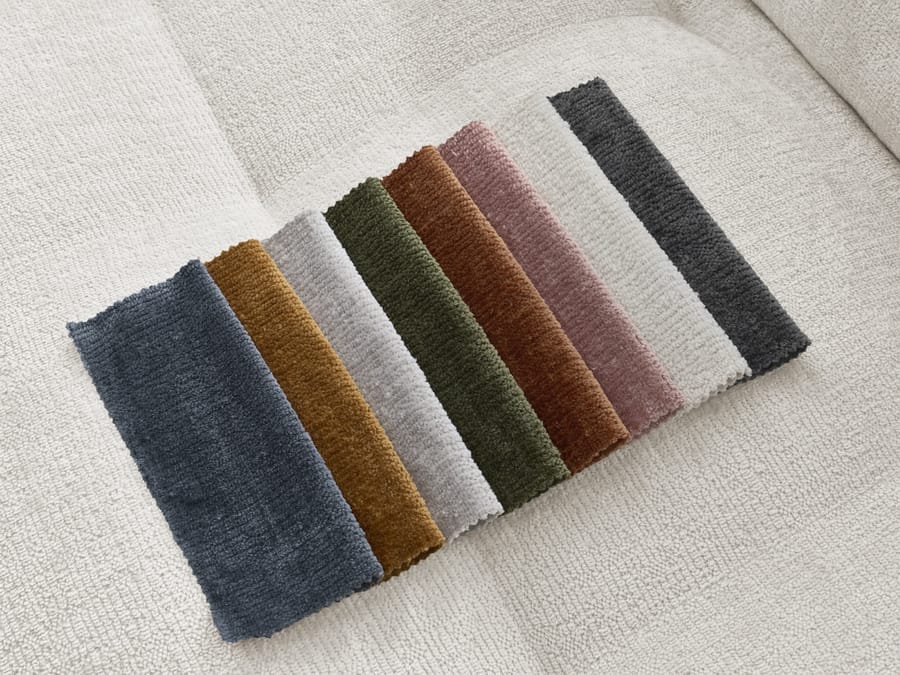 Nuancier montrant plusieurs coloris de tissu pour le canapé Whesley disponibles