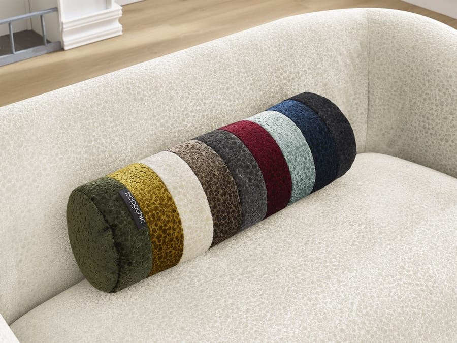 Échantillons de différents coloris disponibles pour le canapé Celine.
