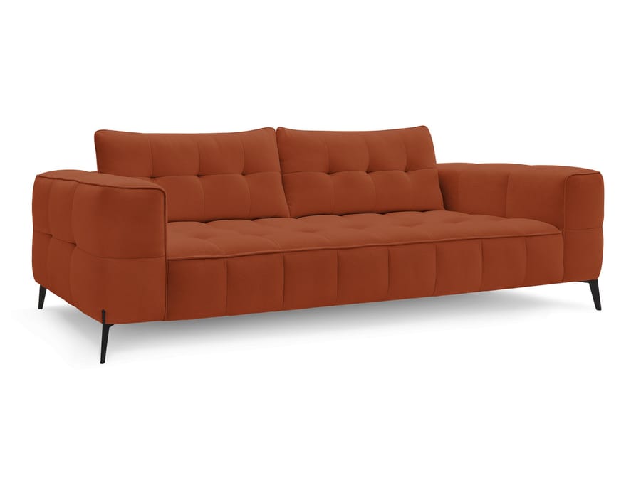 Canapé Anis en tissu terracotta orangé, vue de face avec coussins carrés et structure apparente