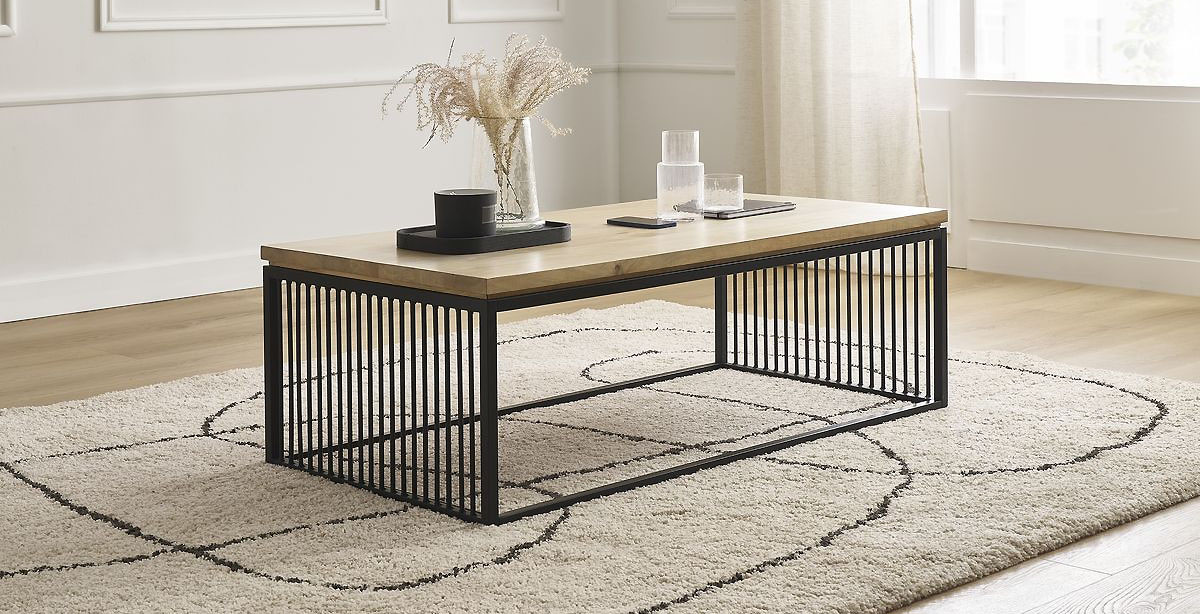 La table basse rectangulaire